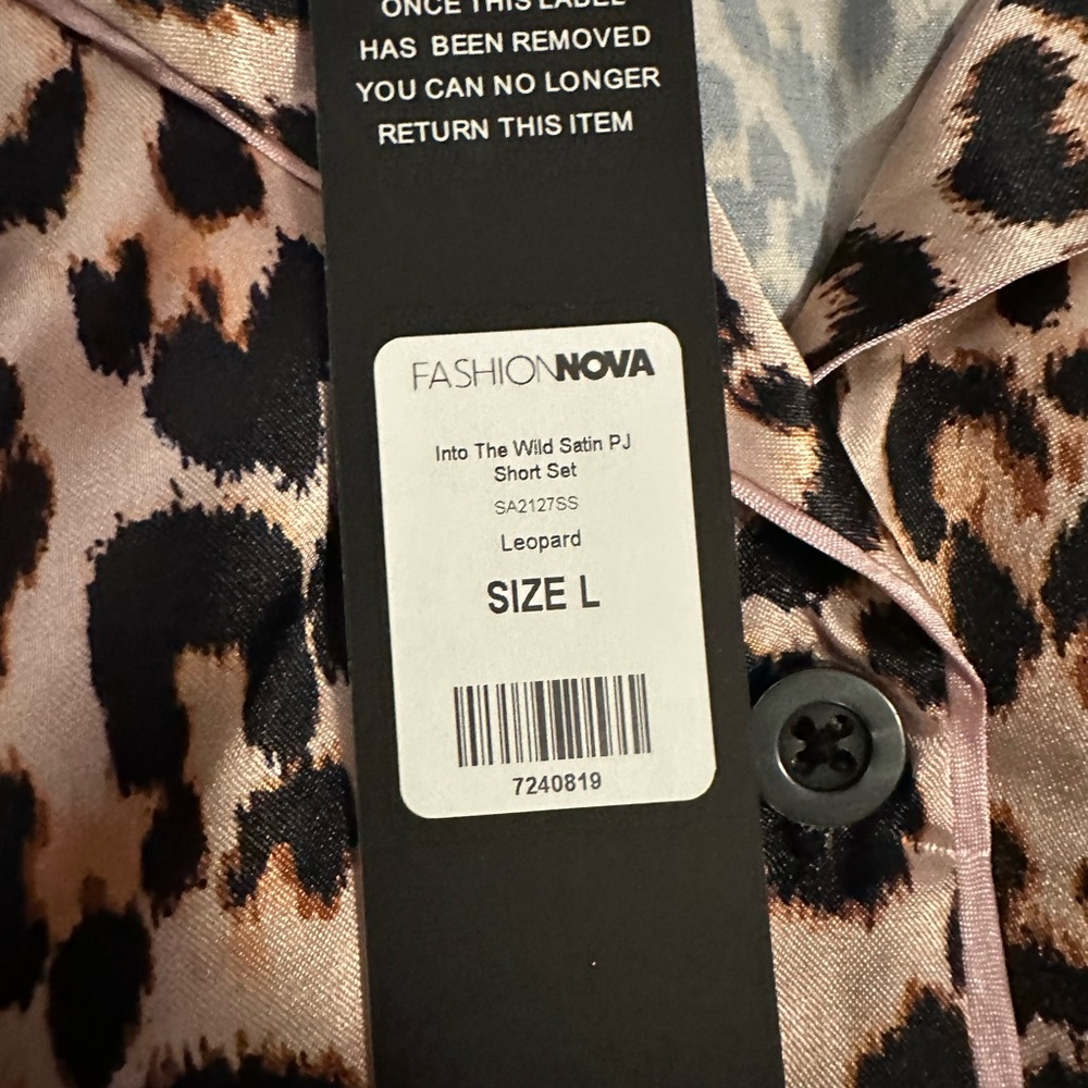 Fashion Nova Leopard Print Satin Pajama Set - Picture 4 of 4